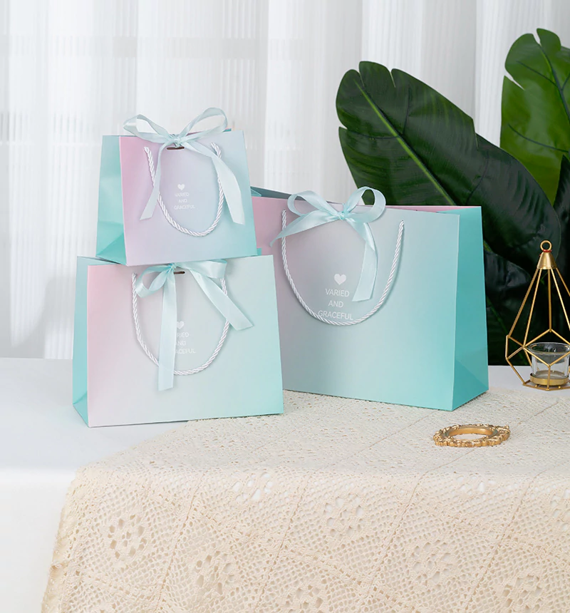 Gradient color handheld paper bag